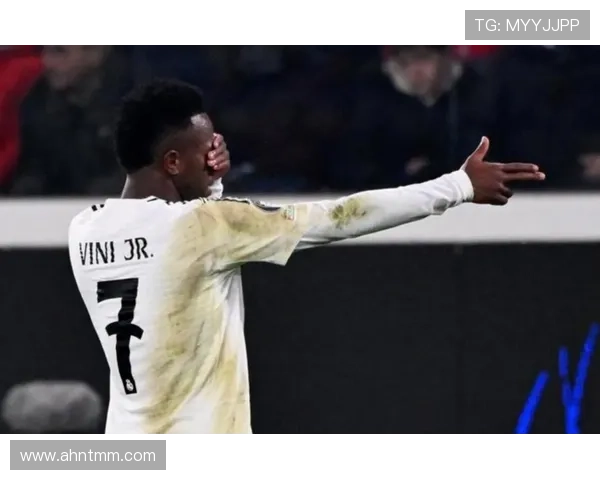 皇马虽取胜,但真实状态与问题仍存,稳定性面临考验 皇马虽取胜,但真实状态与问题仍存,稳定性面临考验